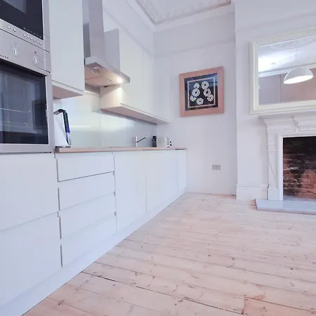 Stylish 2Br Designer Flat Holland Park Apartamento Londres Quarto foto